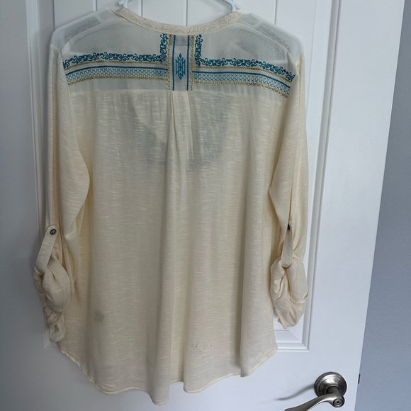 Roar Electric Wilderness Henley Top - Picture 7 of 10